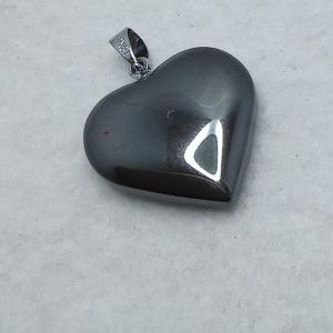 Hematit kis szív medál