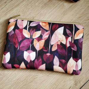 Bíbor levelek neszesszer