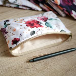 Őszi kert neszesszer