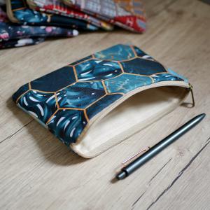 Zöld pálma neszesszer