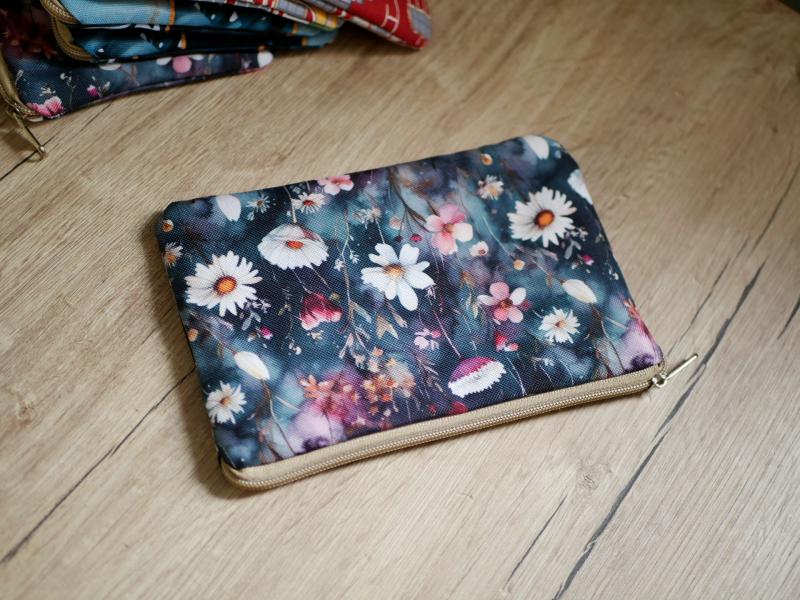 Margaréta textil neszesszer