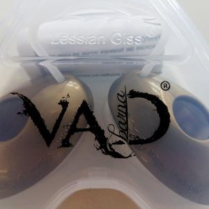 SZOLÁRIUM SZEMÜVEG VADBARNA SZILIKON ORRPÁNT CASE