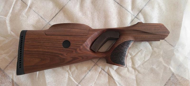 Beretta Brx1 állítható pofadékkal -sötétebb fával