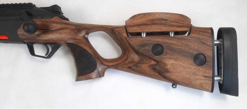Beretta BRX1 thumbhole tus állitható pofadékkal és válltámasszal- sötétebb fával