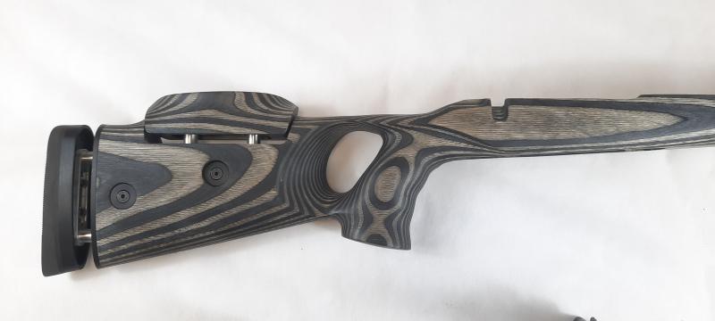 Laminált tus többféle színben  1350 g  Extraként kérhető váll és pofadékemelővel is