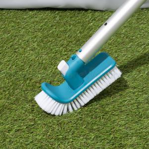 Forgatható medencetisztító kefe - AquaScrub™