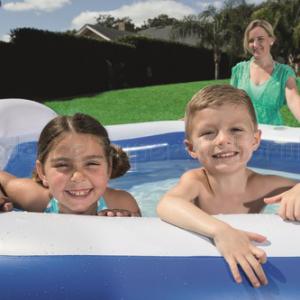 Háttámlás medence 213 x 207 x 69 cm - FAMILY FUN