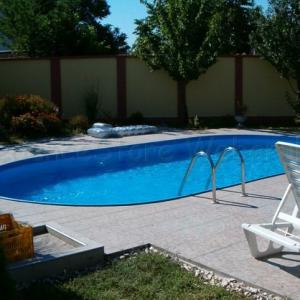 Monaco medence 5,0 x 9,0 x 1,2 m  Adria-kék