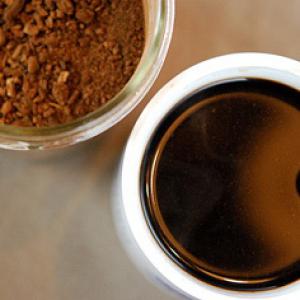 Gabonakávé, cikória kávé, karobpor