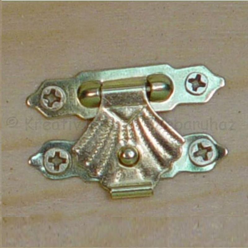 Csatt kagylós 2 x 2,8 cm - arany
