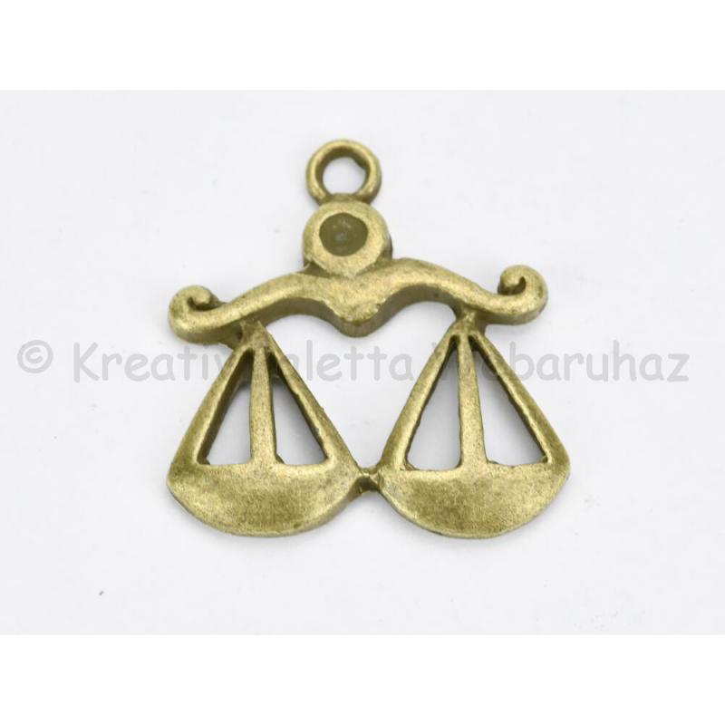 Fém díszítőelem - mérleg 2,4 x 2,6 cm