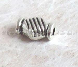 Köztes fémgyöngy, rombusz 1