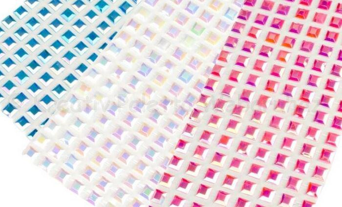 Öntapadó strassz irizáló kockák 40 db