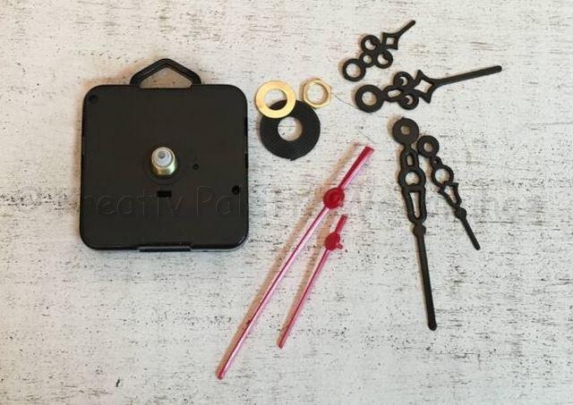 Óraszerkezet akasztóval