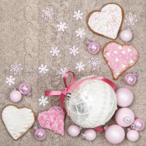 Szalvéta - karácsonyi gömbök és szivek