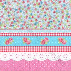 Szalvéta - rózsák csipkével