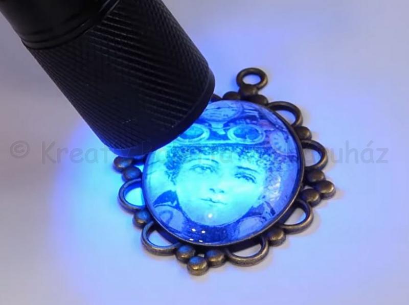 UV zseblámpa 9 LED-es