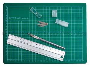 Vágó készlet alátéttel