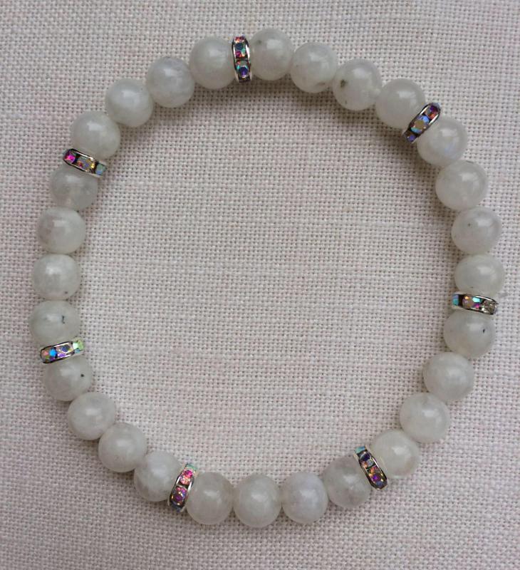 Holdkő (szivárvány) egyedi ásvány karkötő