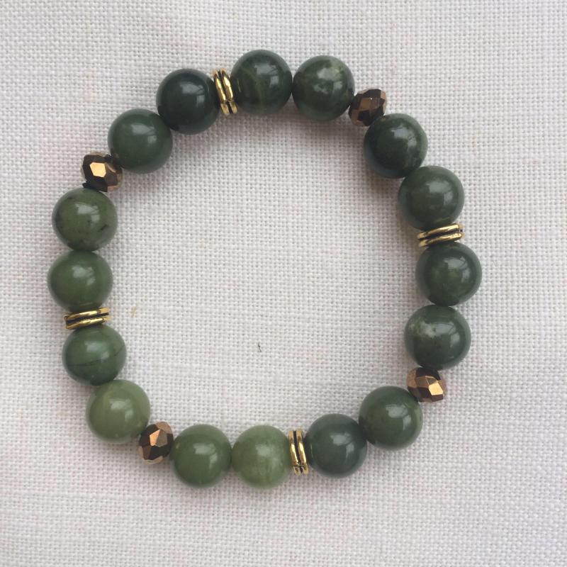 Jade egyedi ásvány karkötő