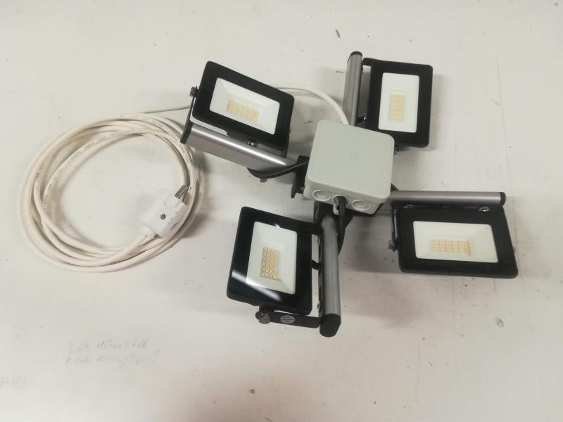 LED Lámpatest (sátorkompatibilis) 4x20w