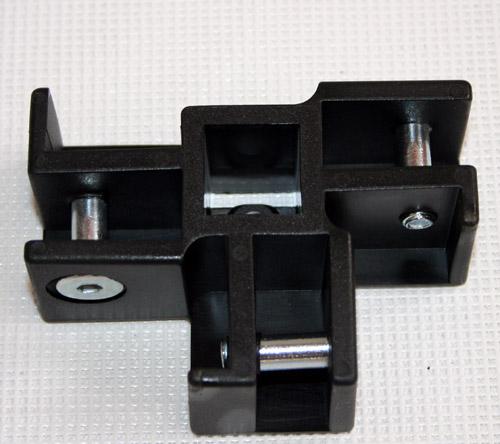 Összekötő csukló (kereszttartók közé)