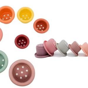 Egymásba rakható poharak - toronyépítő játék