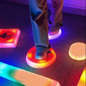 Világító, Folyadékkal Töltött Egyensúlyozó Lépőkő