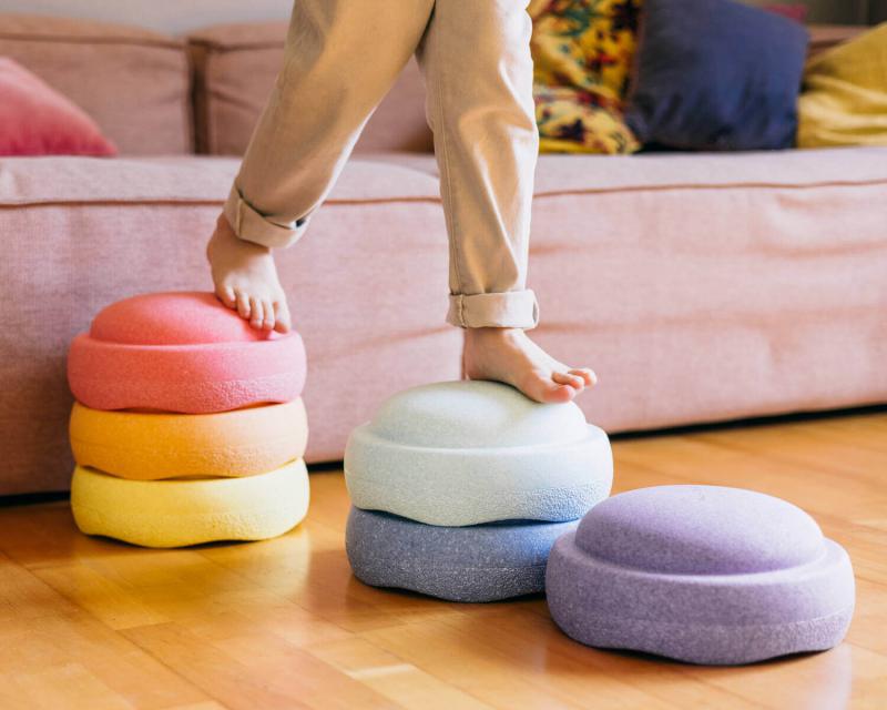 Stapelstein Szivárványos Egyensúly Lépőkő Készlet (8 db/szett)