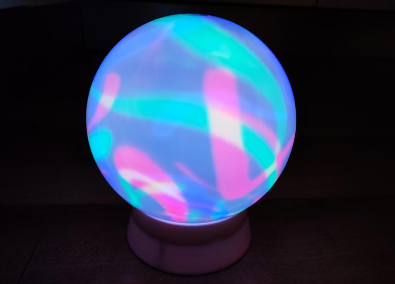 Színes fénygömb