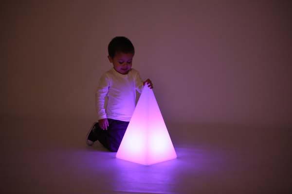 Színváltó piramis, nagy