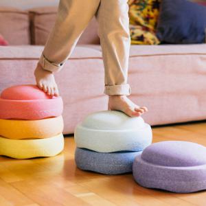 Stapelstein Szivárványos Egyensúly Lépőkő Készlet (8 db/szett)