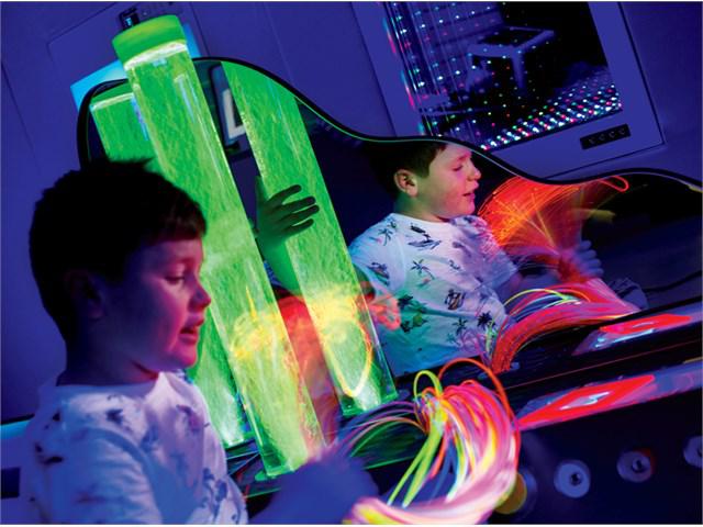 UV Szenzoros Központ