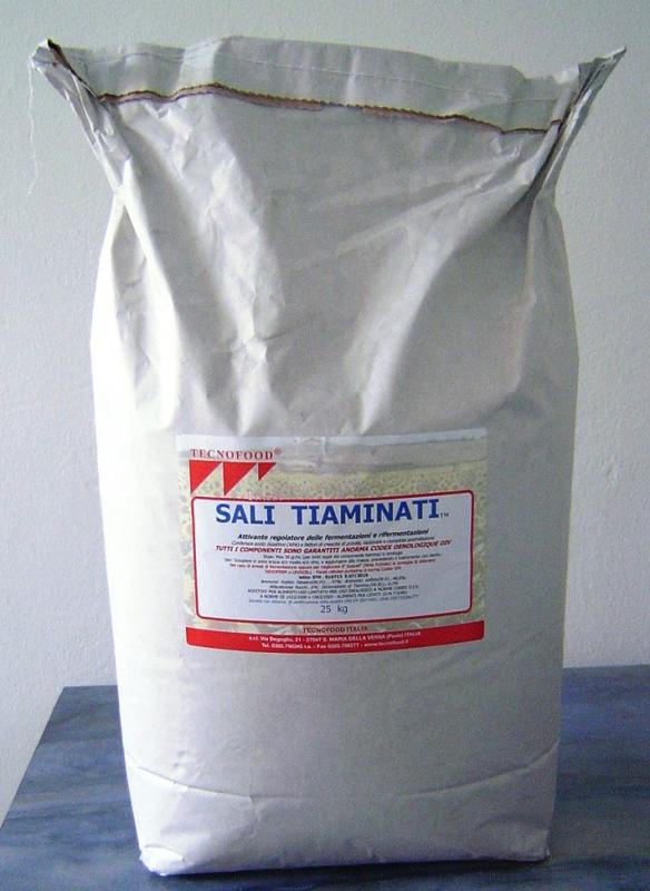 Borélesztő táp SALI TIAMINATI 25kg-os zsák (ár / 1kg)