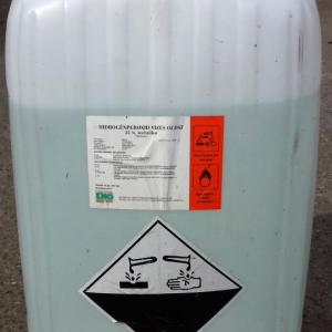 Hidrogén-peroxid  35 % technikai. 20 kg-os kanna.