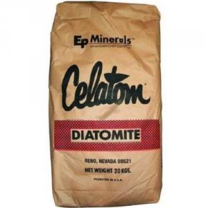 Kovaföld Celatom® FW 14 durva szemcsés, 20 kg-os zsák.