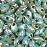 Long magatama Picasso Seafoam Green Luster