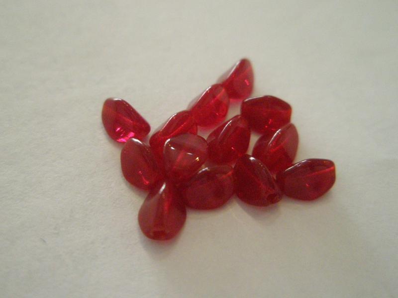 Oxblood pinch gyöngy