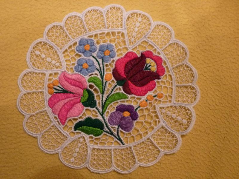 terítő kerek 20x20