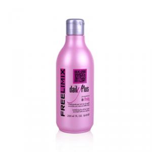 Daily Plus- Revitalizáló hatással! Sampon In-Fruity  200 ml Megóv a szmogtól és a napfény káros hatásaitól.