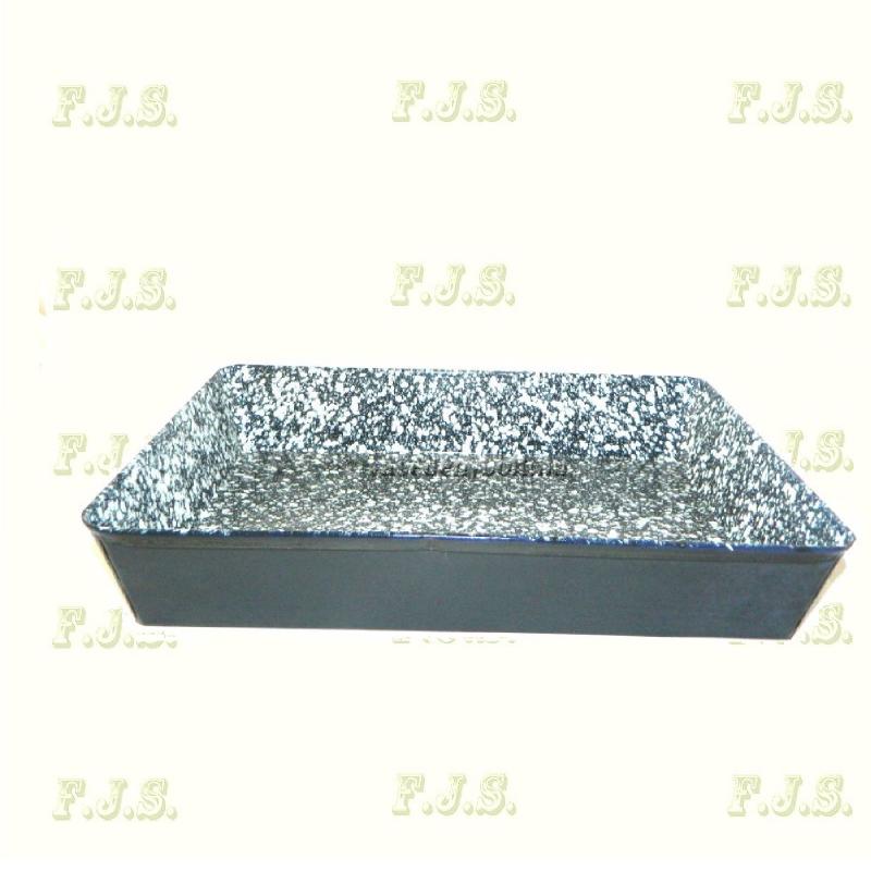 zománcos tepsi 30 x 39 cm., zománcozott