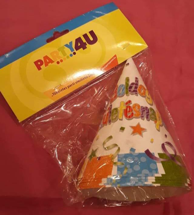 Boldog születésnapot papírcsákó (csillagos, konfettis), 15 cm, 6 db