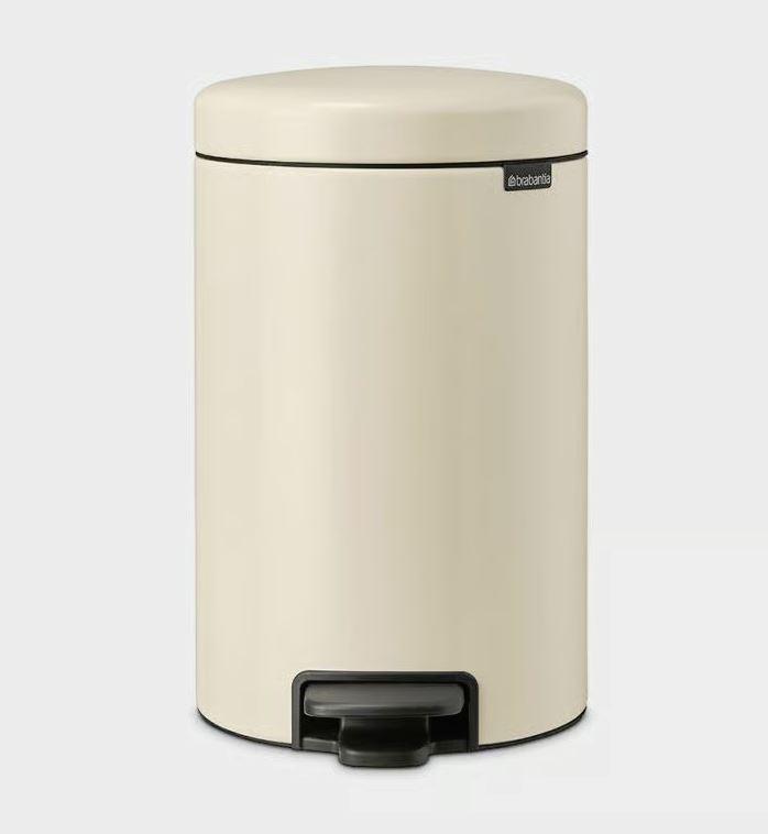 Brabantia PEDAL BIN NEWICON pedálos szemetes 12L SOFT BEIGE, 149924