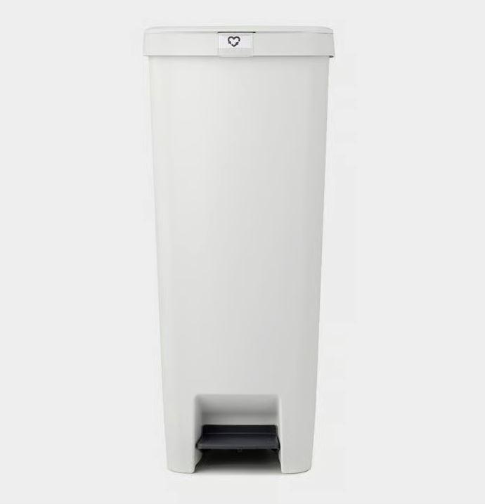 Brabantia STEPUP PEDAL BIN műanyag szemetes 40l Light Grey, 800009