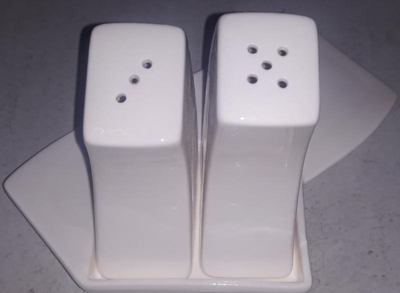 Deagourmet Onda porcelán só-és borstartó+alj, 295016