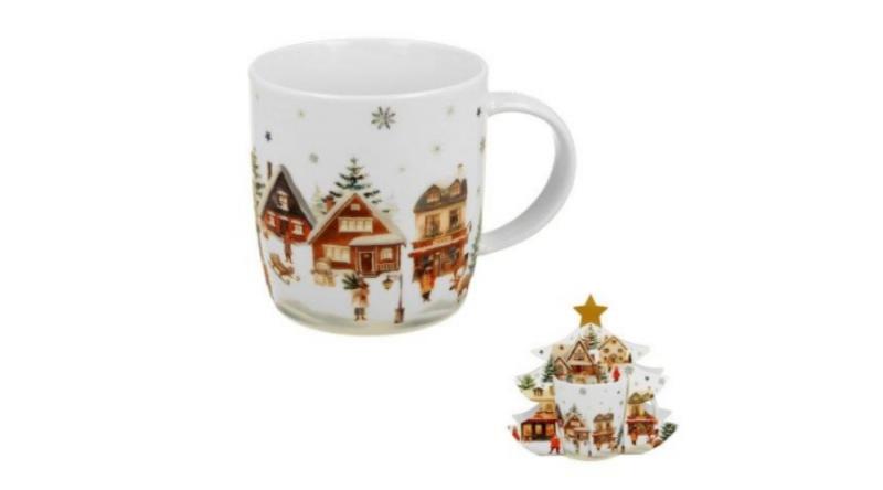 D.G.70804 Porcelánbögre 400ml, fenyőfa díszcsomagolásban, Christmas Village