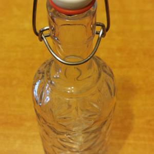 Bormioli Oriente trans csatos üveg 1 liter, (színtelen)