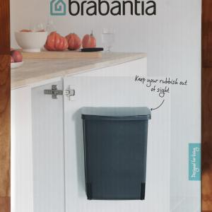 BRABANTIA BUILT IN BIN ajtóra szerelhető szemetes,10L, BLACK, fekete, 395246