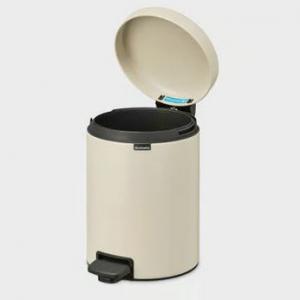 Brabantia PEDAL BIN NEWICON pedálos szemetes 5L SOFT BEIGE, 149900