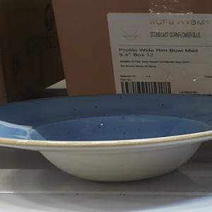 Churchill STONECAST CORNFLOWER BLUE kerámia, széles peremes tányér 24cm,1db, SCFSVWBM1